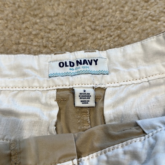 Old navy shorts bundle size 2 - Picture 9 of 10